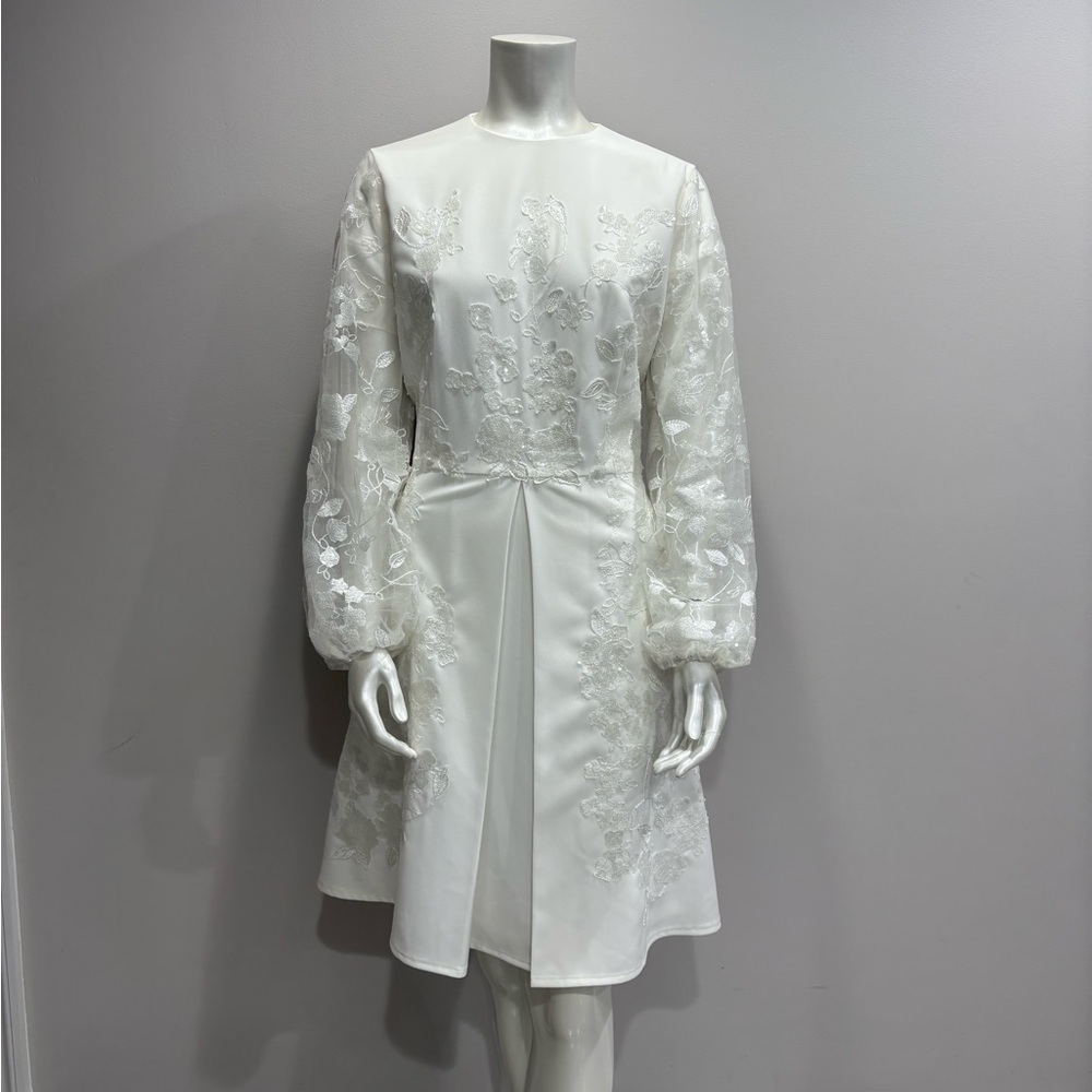 Elegant White Lace Dress